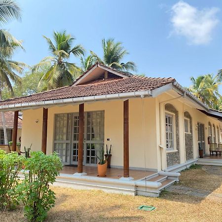 Tamarind Tree Garden Resort - Katunayake Negombo Exterior photo