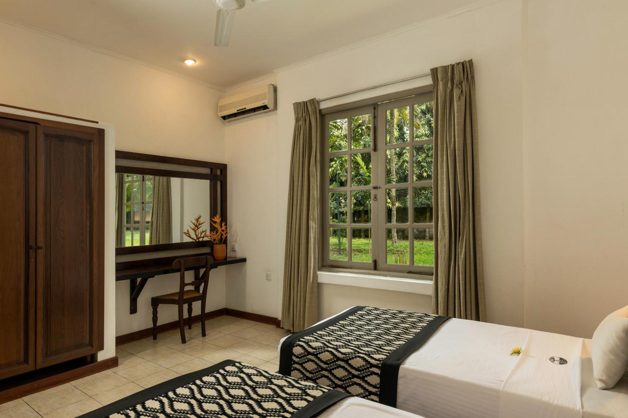 Tamarind Tree Garden Resort - Katunayake Negombo Exterior photo