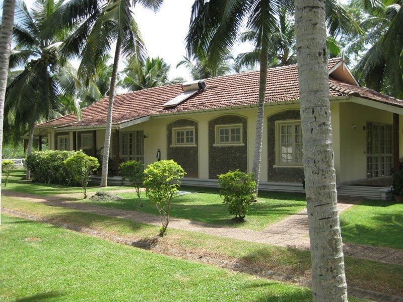 Tamarind Tree Garden Resort - Katunayake Negombo Exterior photo